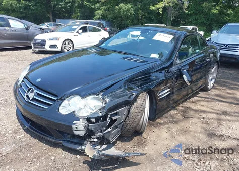 2007 Mercedes-Benz Sl 55 Amg z USA, uszkodzony, nr VIN WDBSK72F27F133345